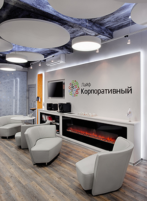 <strong>Офис Корпоративных Клиентов FG LIFE<span><b>смотреть</b>Интерьеры</span></strong><i>→</i>